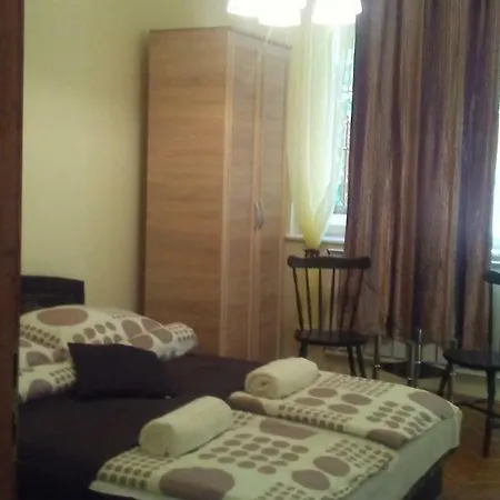 Heder 1 Vendeghaz * Debrecen